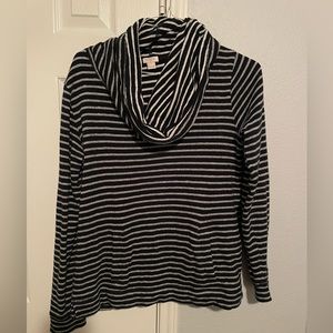 J crew loose neck sweater blue and white.